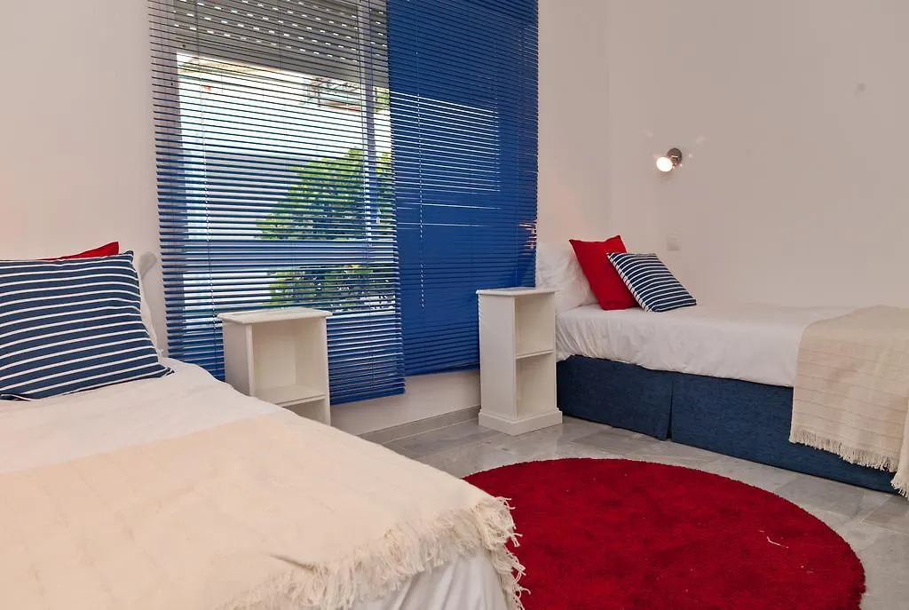 Holiday Home Clarisa Estepona 0*,  España